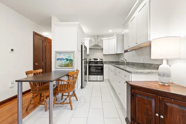 $1,249,000 | 313 South Street, Reading, MA 01867