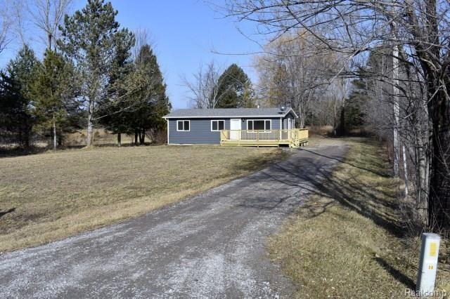 2374 West Brown Road Millington, MI 48746 - Photo 2 of 23