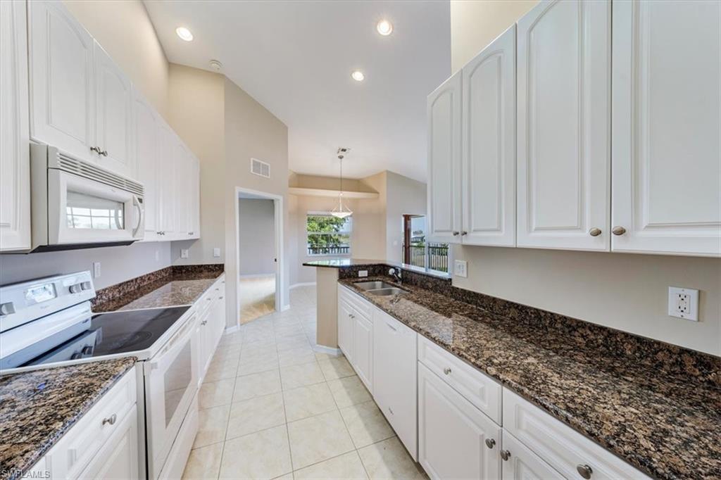 5220 Park Road, Unit 4 Fort Myers, FL 33908 - Photo 12 of 34 Gallery Image 12