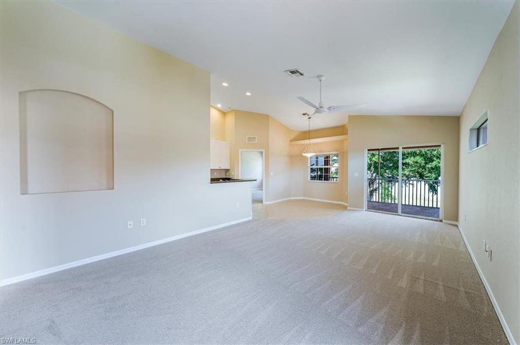 5220 Park Road, Unit 4 Fort Myers, FL 33908 - Photo 6 of 34 Gallery Image 6