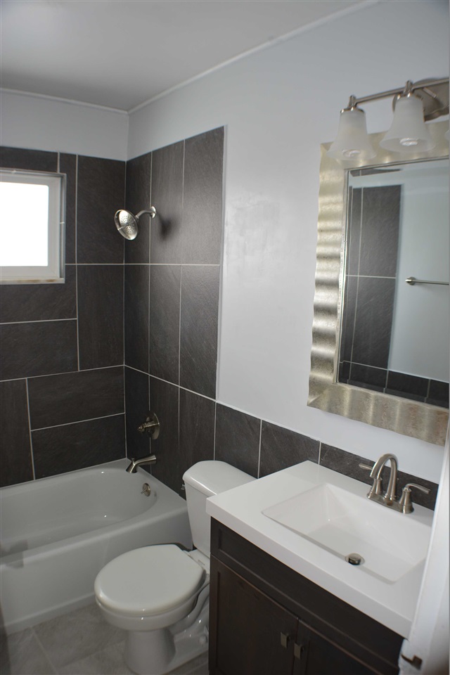 7796 West Division Road Tipton, IN 46072 - Photo 9 of 13 Gallery Image 9