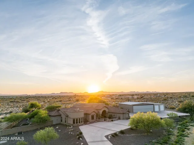 $2,499,000 | 37224 North 237th Avenue, Morristown, AZ 85342