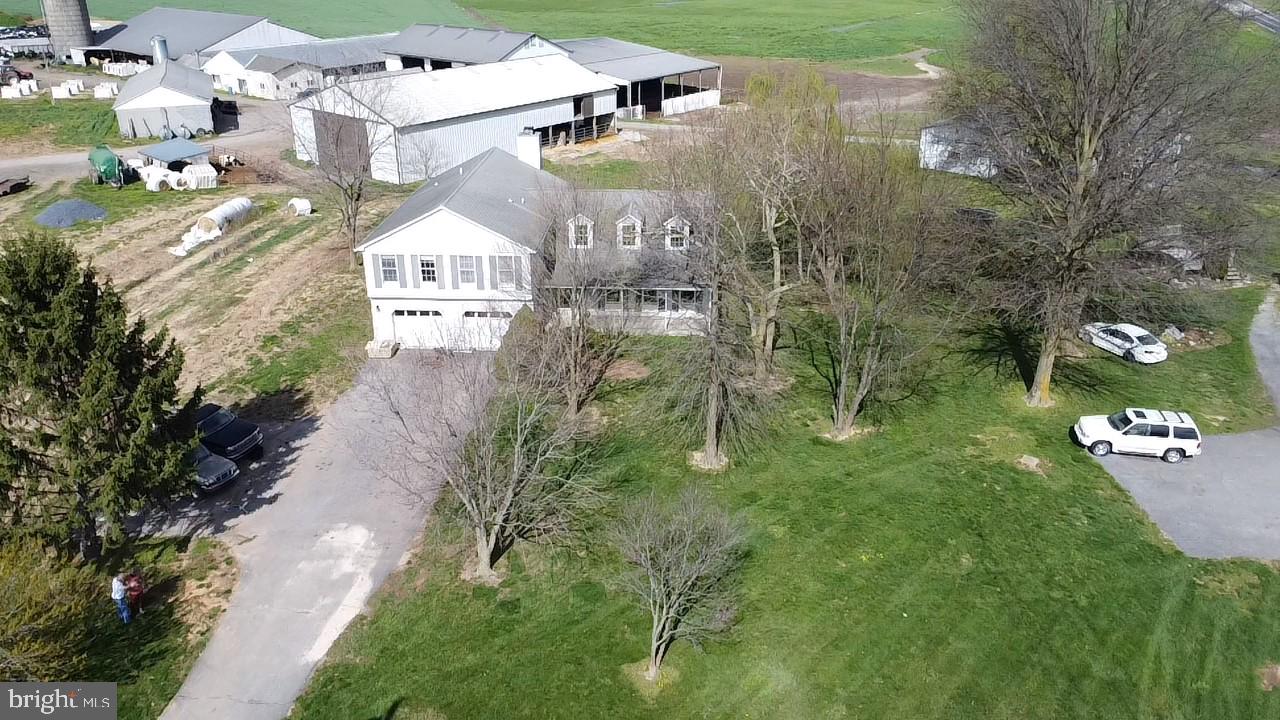 9104 Stauffer Road Walkersville, MD 21793 - Photo 4 of 17 Tenant house 2 3,022 SF 5 BR 2 BA