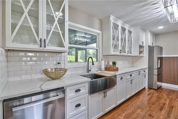 $539,000 | 8701 Ward Parkway, Kansas City, MO 64114
