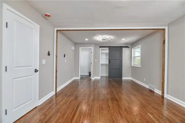 $539,000 | 8701 Ward Parkway, Kansas City, MO 64114