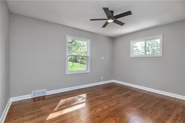 $539,000 | 8701 Ward Parkway, Kansas City, MO 64114