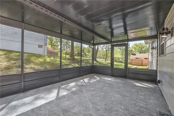$539,000 | 8701 Ward Parkway, Kansas City, MO 64114