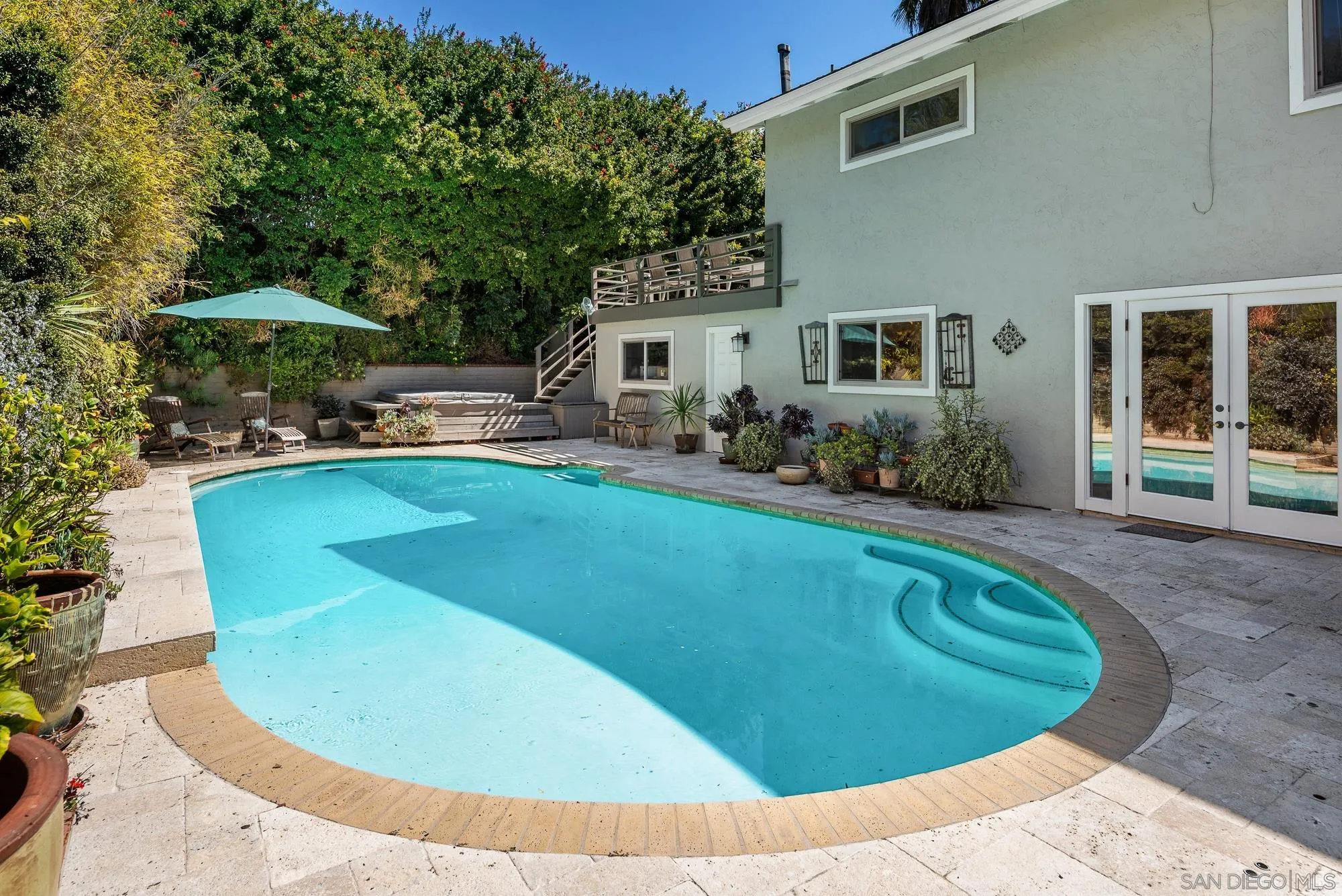 1669 Los Altos Road San Diego, CA 92109 - Photo 37 of 62 a view of a house with swimming pool