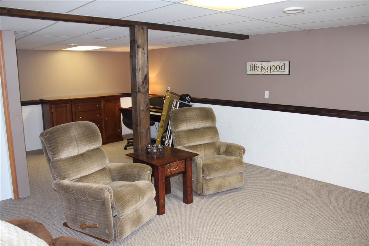 11410 Rickerd Court Williamsburg, MI 49690 - Photo 29 of 31 1809893-28.JPG