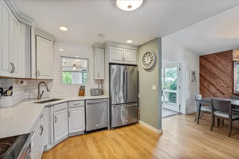 $835,000 | 22 Howell Place, Speonk, NY 11972