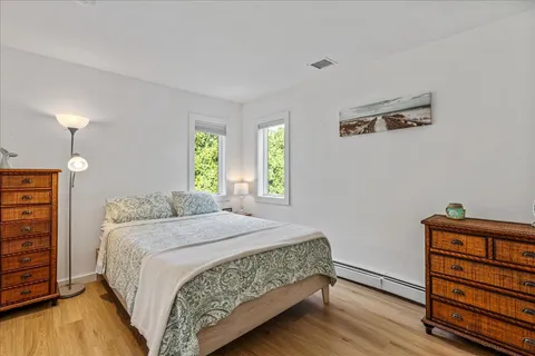 $835,000 | 22 Howell Place, Speonk, NY 11972