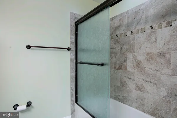 $3,100 | 6606 Netties Lane, Unit 1310, Alexandria, VA 22315