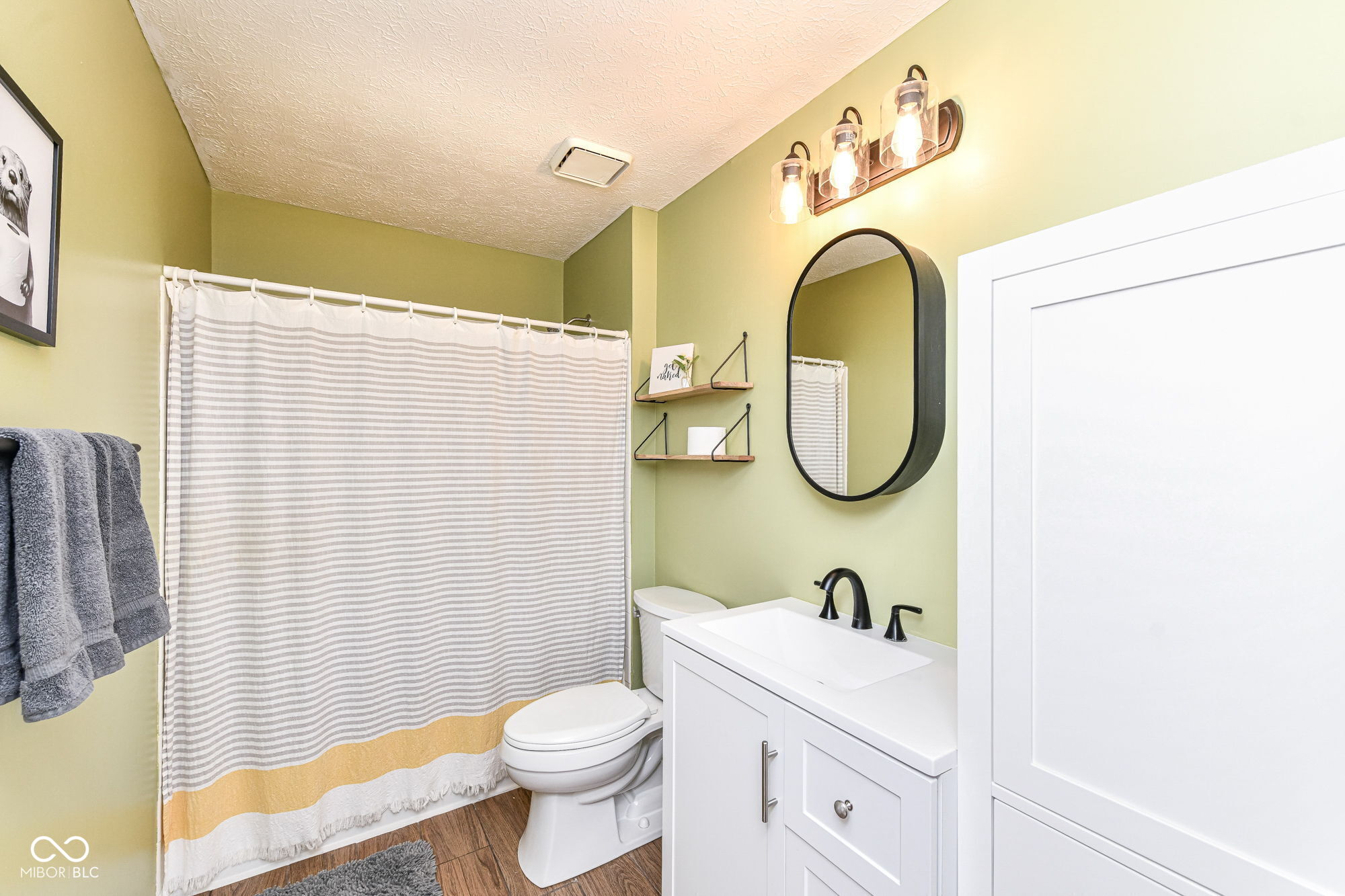 9691 Roxbury Drive Fishers, IN 46038 - Photo 17 of 28