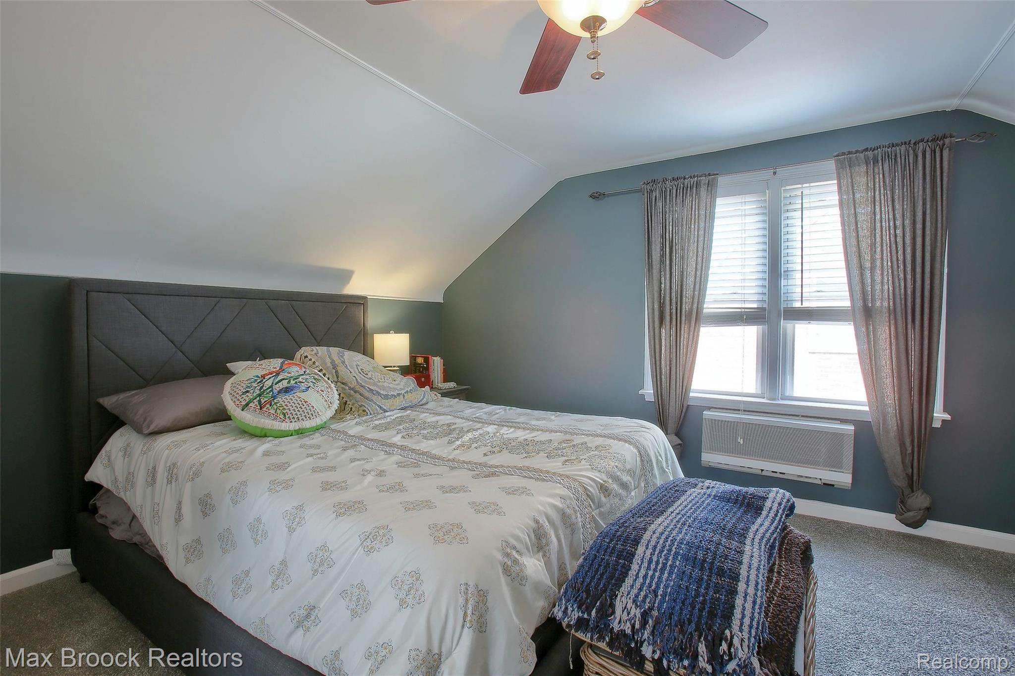 1674 Harvard Road Berkley, MI 48072 - Photo 11 of 30 11-Master-Bedroom.jpg