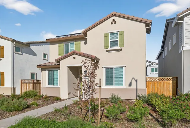 $589,999 | 672 Whitewater Way, West Sacramento, CA 95605
