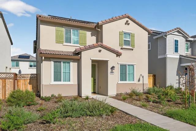 $589,999 | 672 Whitewater Way, West Sacramento, CA 95605