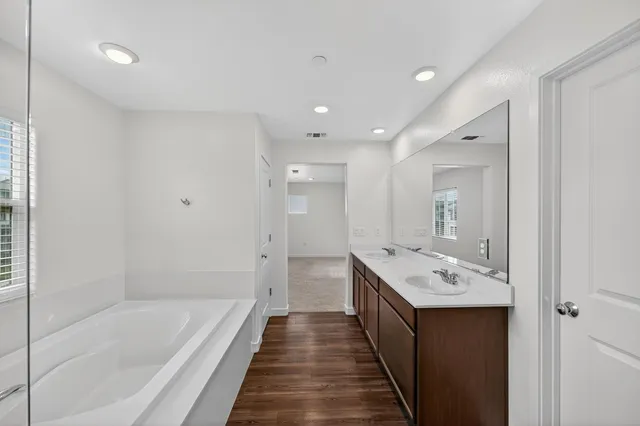 $589,999 | 672 Whitewater Way, West Sacramento, CA 95605