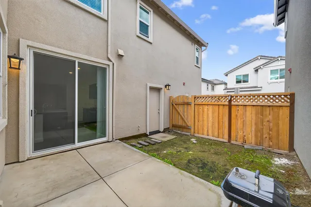 $589,999 | 672 Whitewater Way, West Sacramento, CA 95605