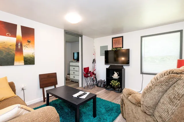 $475,000 | 9792 Rocky Point Road, Bon Aqua, TN 37025