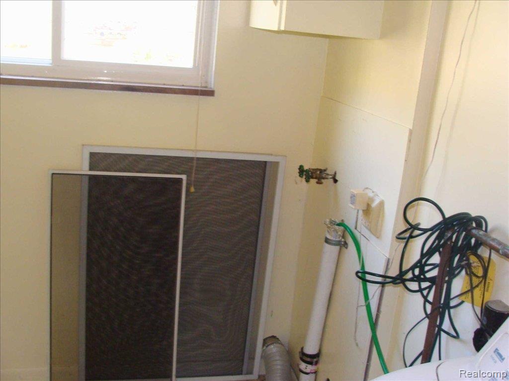 315 North Alice Avenue Rochester, MI 48307 - Photo 8 of 8 Laundry area 1