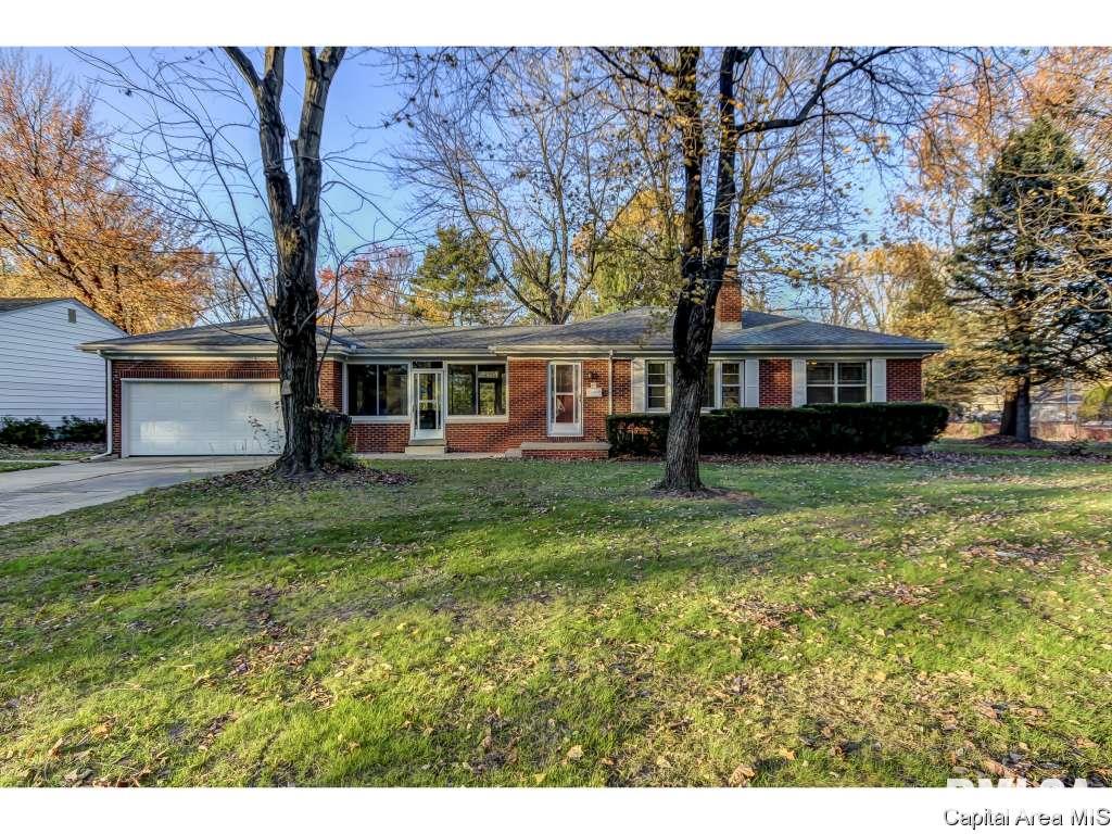 45 Circle Drive Springfield, IL 62703 - Photo 1 of 36