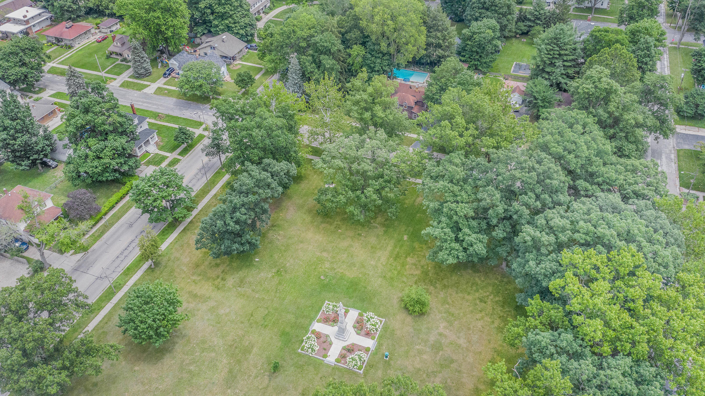 715 East Street Three Rivers, MI 49093 - Photo 9 of 31 DJI_0761