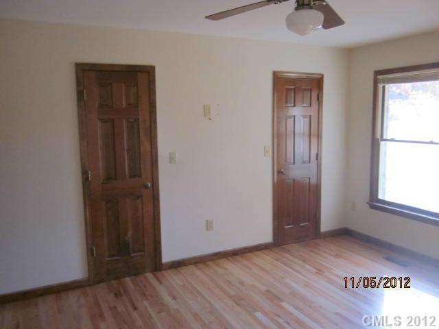 8075 Mauney Road Mount Pleasant, NC 28124 - Photo 7 of 13 Gallery Image 7
