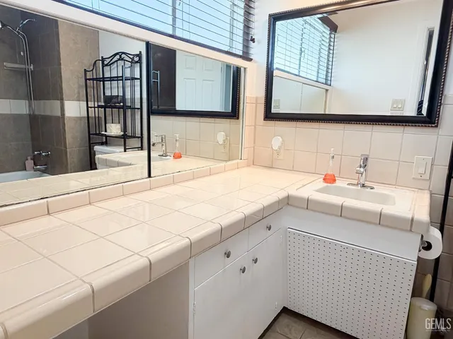 $434,999 | Undisclosed Address, Bakersfield, CA 93306