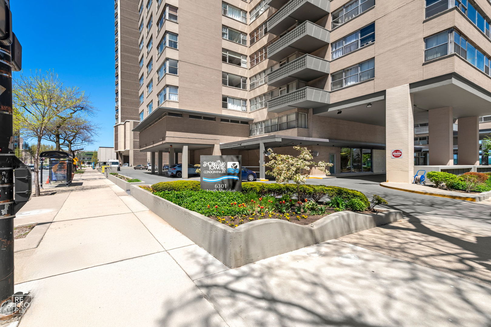 6301 North Sheridan Road, Unit 19O Chicago, IL 60660 - Photo 2 of 15