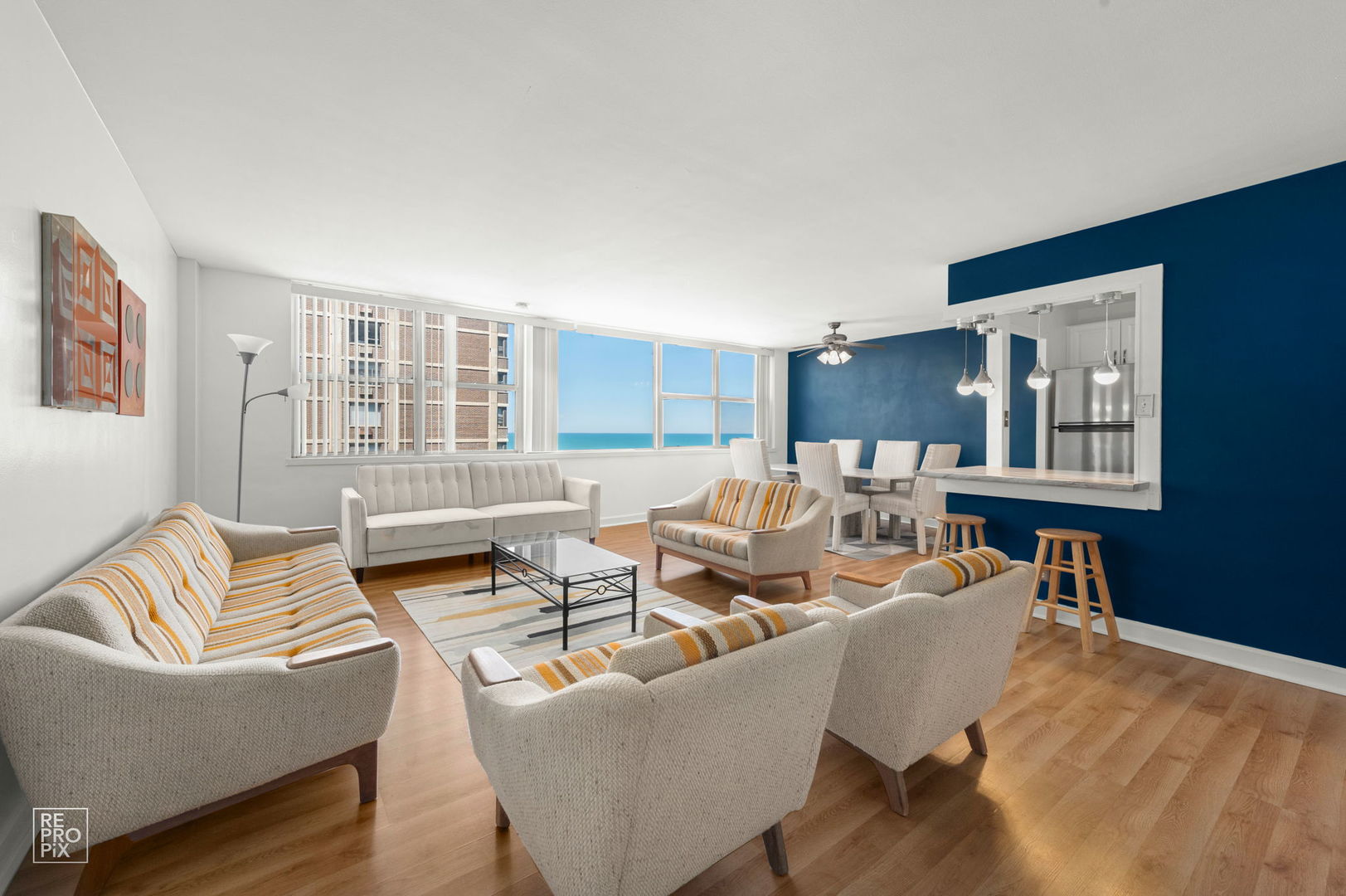 6301 North Sheridan Road, Unit 19O Chicago, IL 60660 - Photo 5 of 15