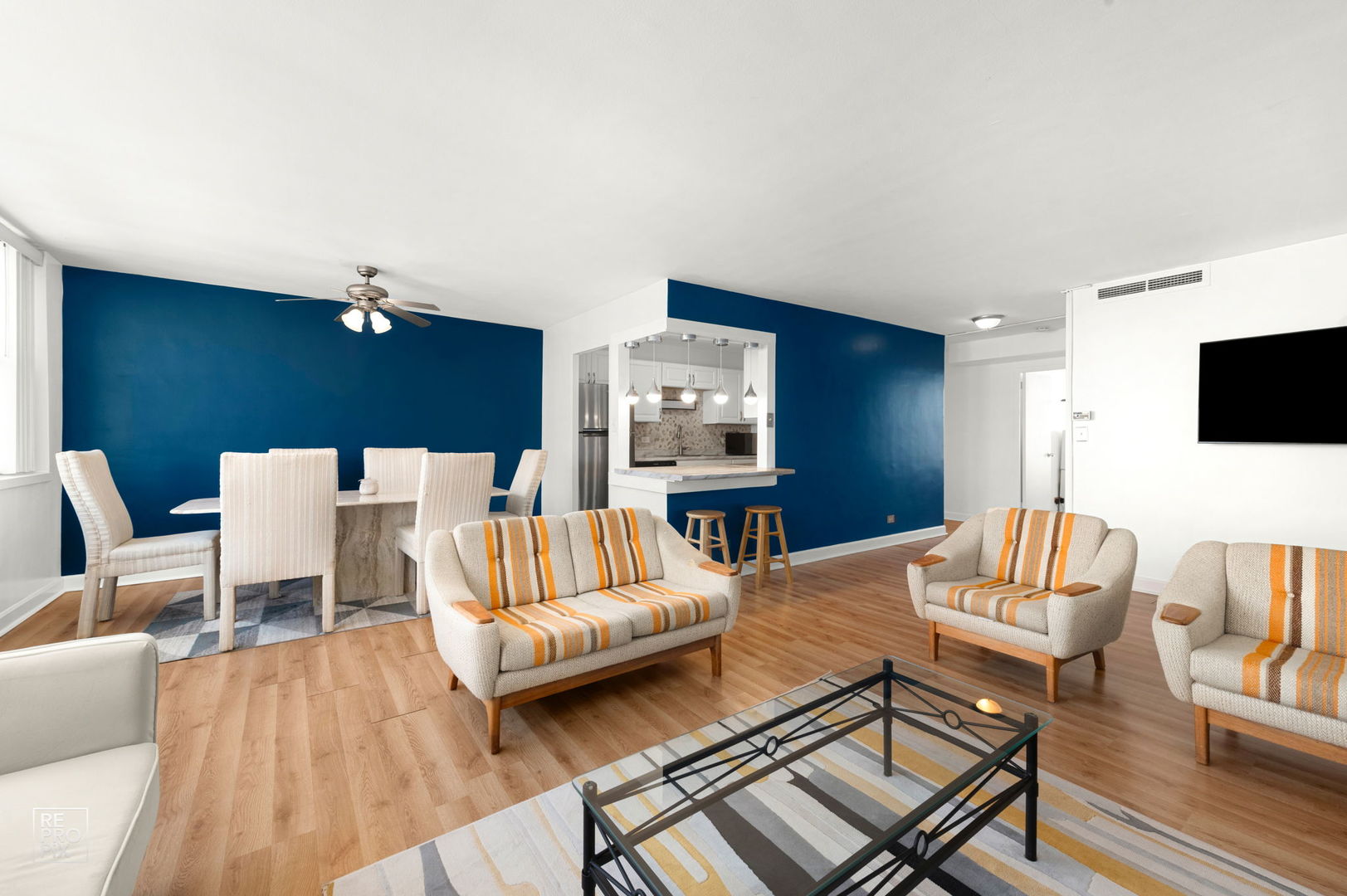 6301 North Sheridan Road, Unit 19O Chicago, IL 60660 - Photo 6 of 15