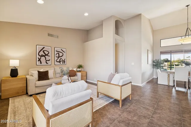 $1,048,888 | 510 South Lagoon Drive, Gilbert, AZ 85233