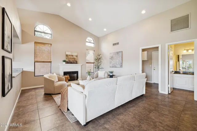 $1,048,888 | 510 South Lagoon Drive, Gilbert, AZ 85233