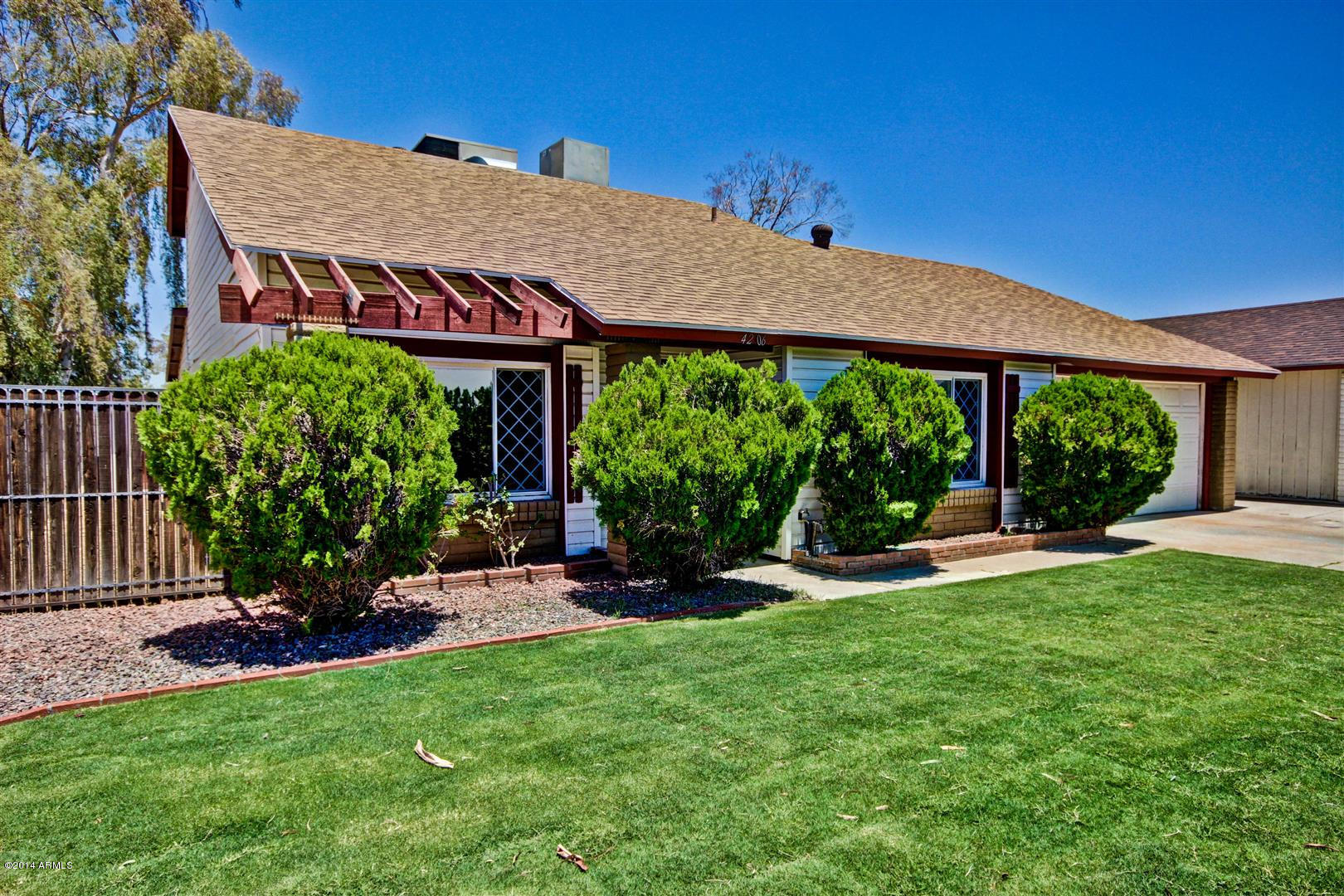 4206 East Vineyard Road Phoenix, AZ 85042 - Photo 2 of 19 Vineyard (1)