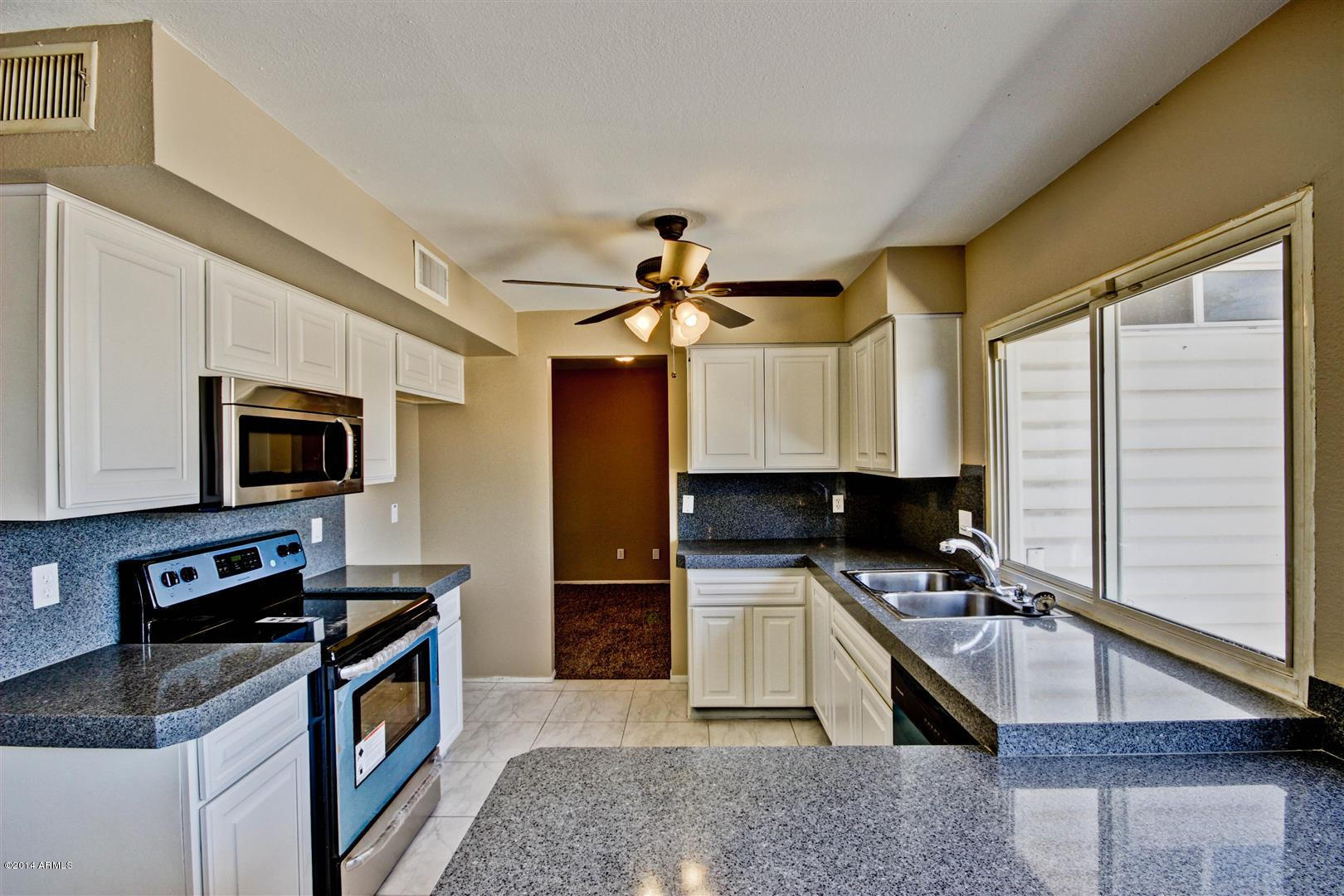4206 East Vineyard Road Phoenix, AZ 85042 - Photo 6 of 19 Vineyard (7)