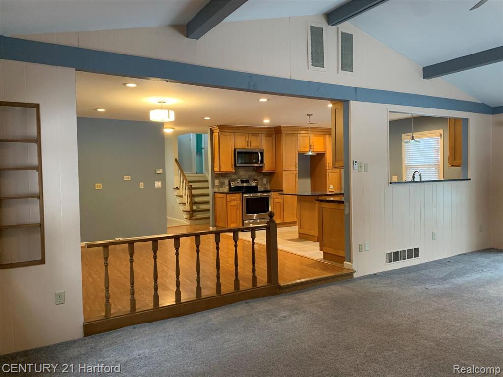 23895 Gill Road Farmington, MI 48335 - Photo 13 of 41