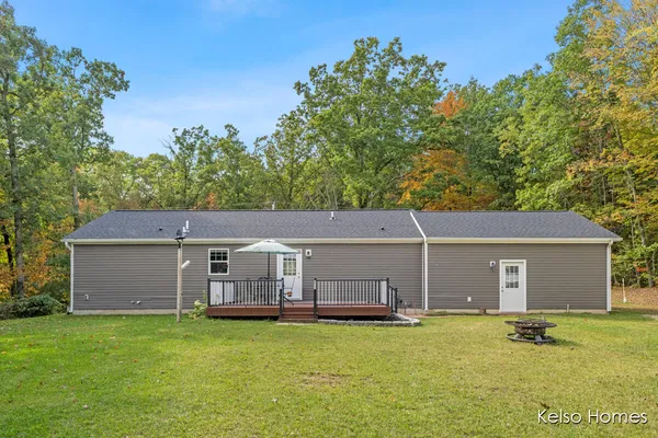 $257,000 | 1072 North Bingham Avenue, White Cloud, MI 49349