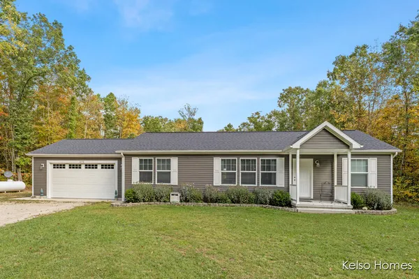 $257,000 | 1072 North Bingham Avenue, White Cloud, MI 49349