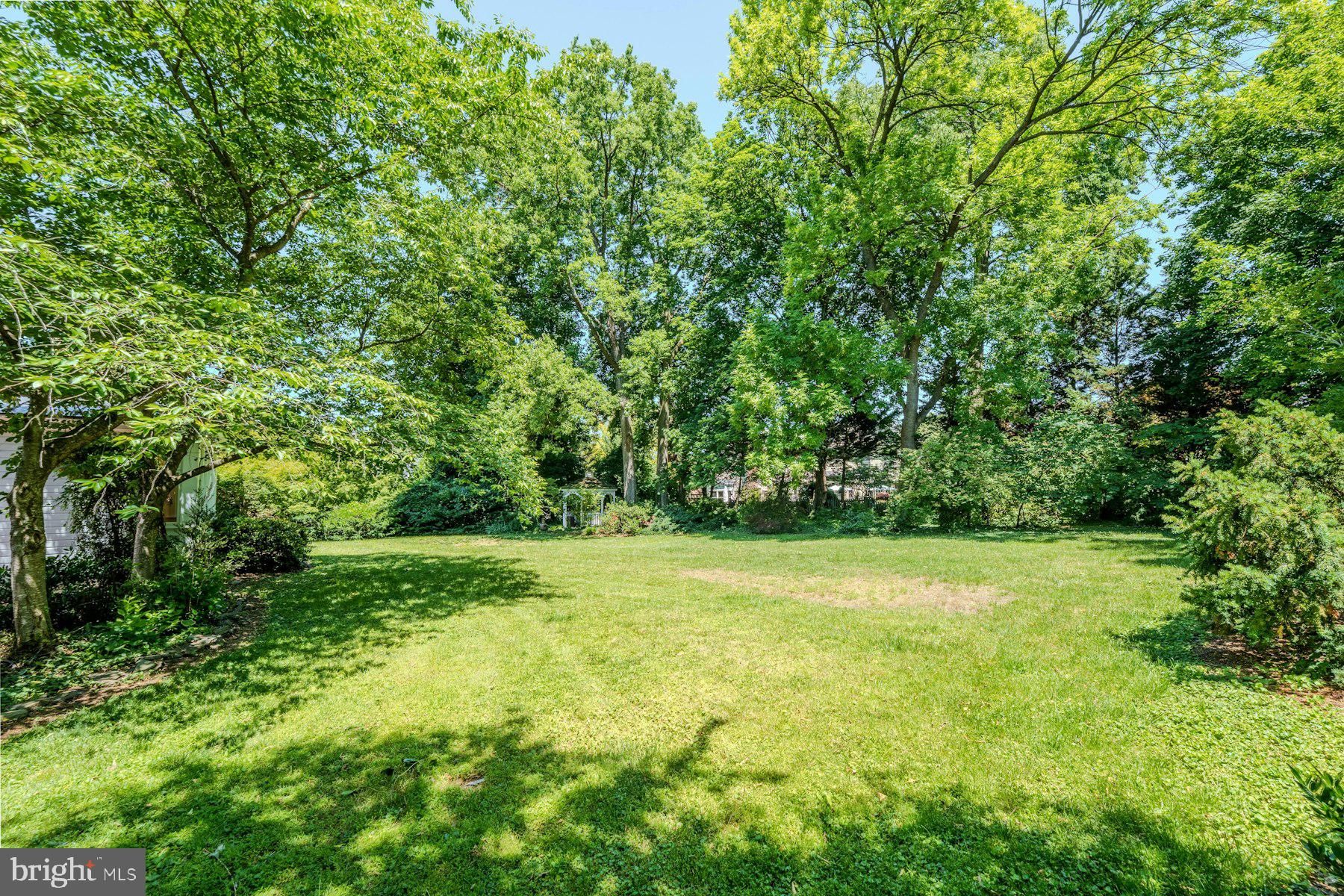 208 Edwards Ferry Road Northeast Leesburg, VA 20176 - Photo 72 of 76