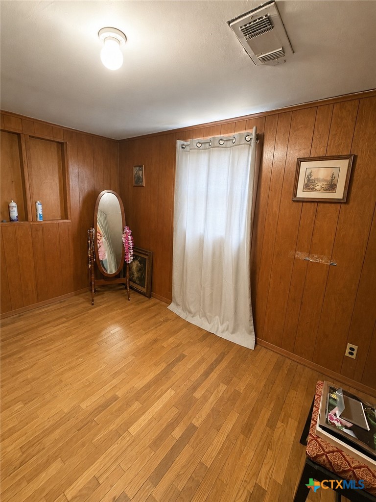 109 South Colorado Street Edna, TX 77957 - Photo 7 of 11