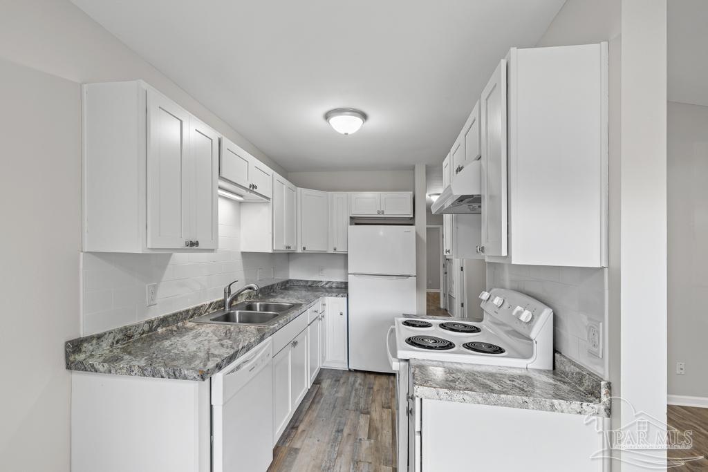 3316 Pine Forest Road Cantonment, FL 32533 - Photo 13 of 49 Gallery Image 13