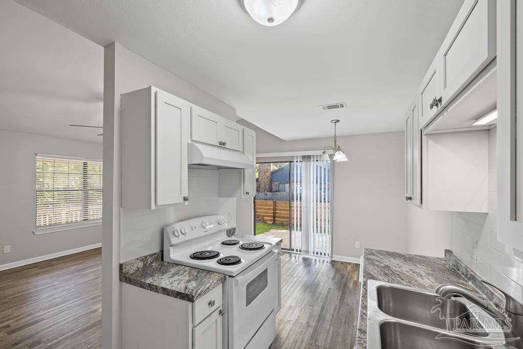 3316 Pine Forest Road Cantonment, FL 32533 - Photo 9 of 49 Gallery Image 9