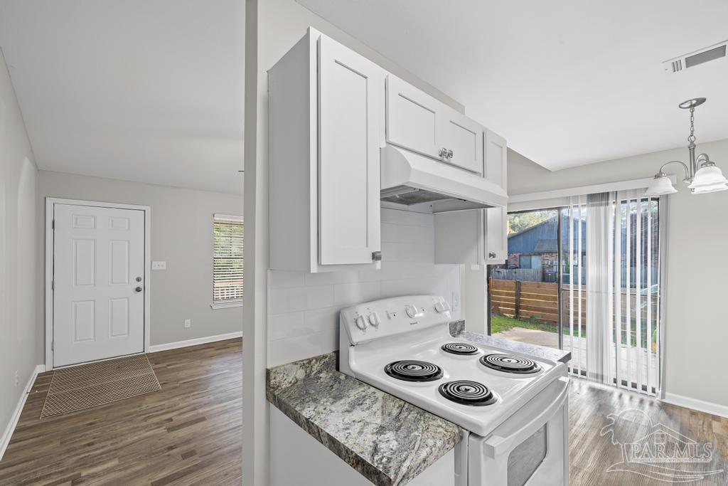 3316 Pine Forest Road Cantonment, FL 32533 - Photo 10 of 49 Gallery Image 10