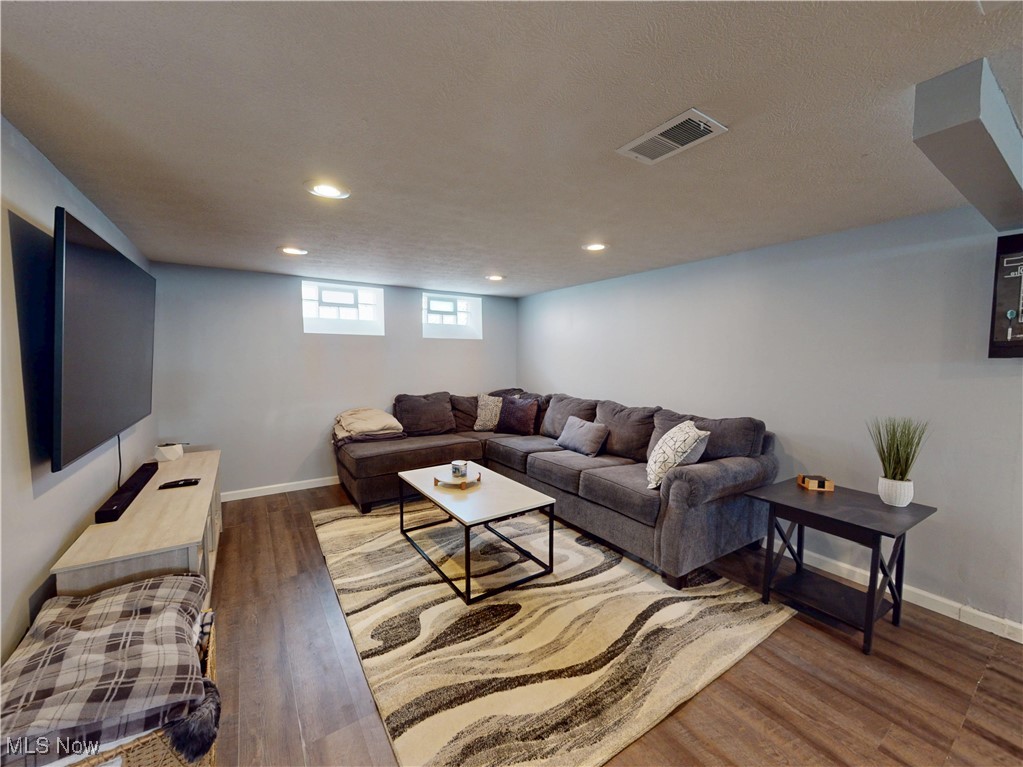 1818 Rush Road Wickliffe, OH 44092 - Photo 28 of 41 Gallery Image 28