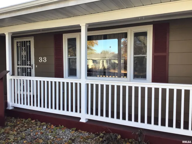 $139,900 | 33 Windrush Drive, Jacksonville, IL 62650