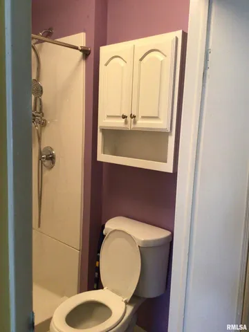 $139,900 | 33 Windrush Drive, Jacksonville, IL 62650