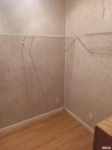 $139,900 | 33 Windrush Drive, Jacksonville, IL 62650