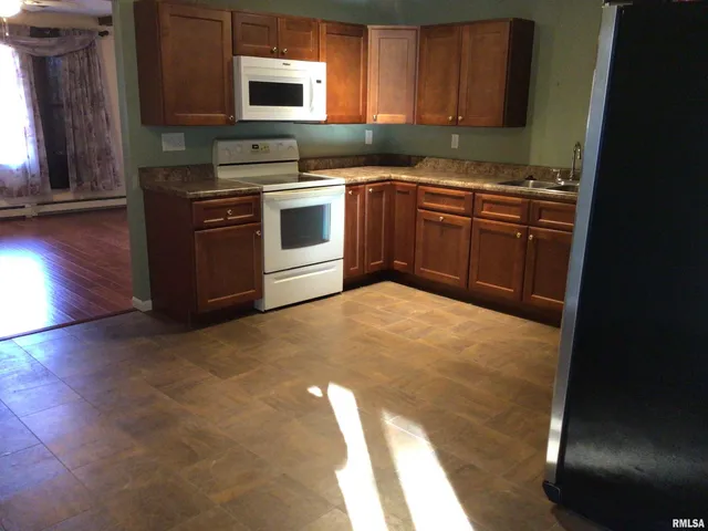 $139,900 | 33 Windrush Drive, Jacksonville, IL 62650