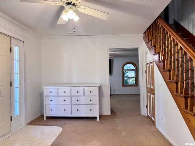 $133,900 | 2711 North 2nd Street, Clinton, IA 52732