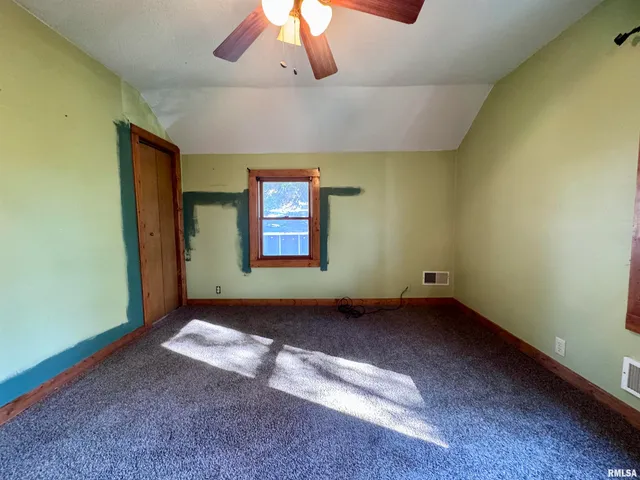 $133,900 | 2711 North 2nd Street, Clinton, IA 52732